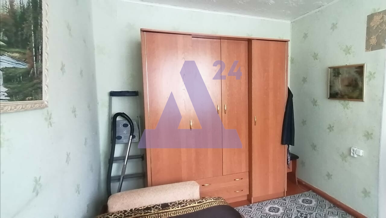 Квартира на продажу в Рубцовске, улица Светлова, дом 78 фото №3