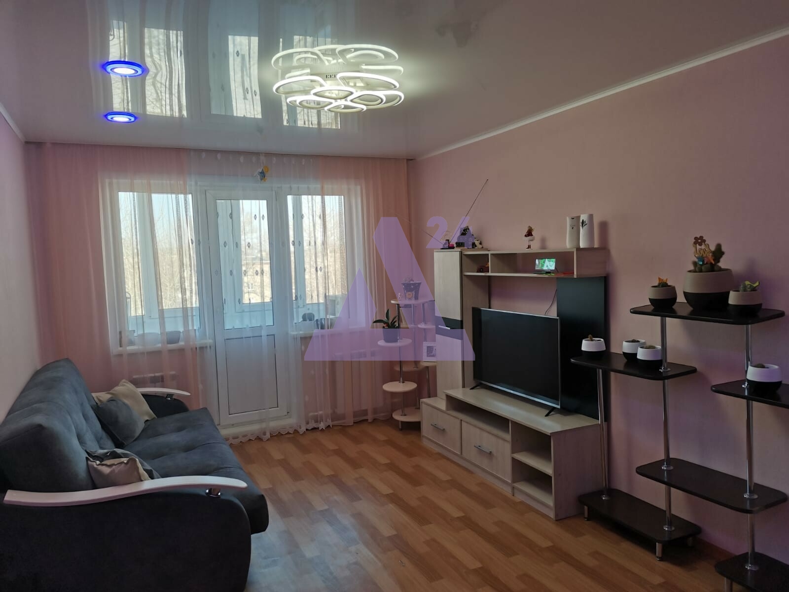 Квартира на продажу в Рубцовске, улица Комсомольская, дом 145 фото №2