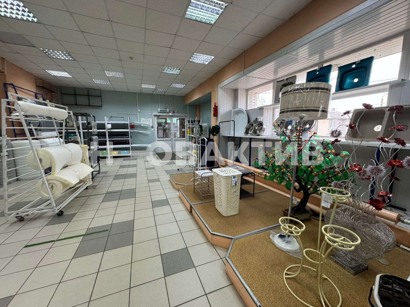 Торговая площадь · 472.7 м² · 1/5 этаж