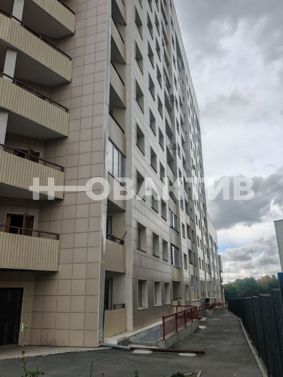 Офис · 216.0 м² · 1/17 этаж — Изображение 2