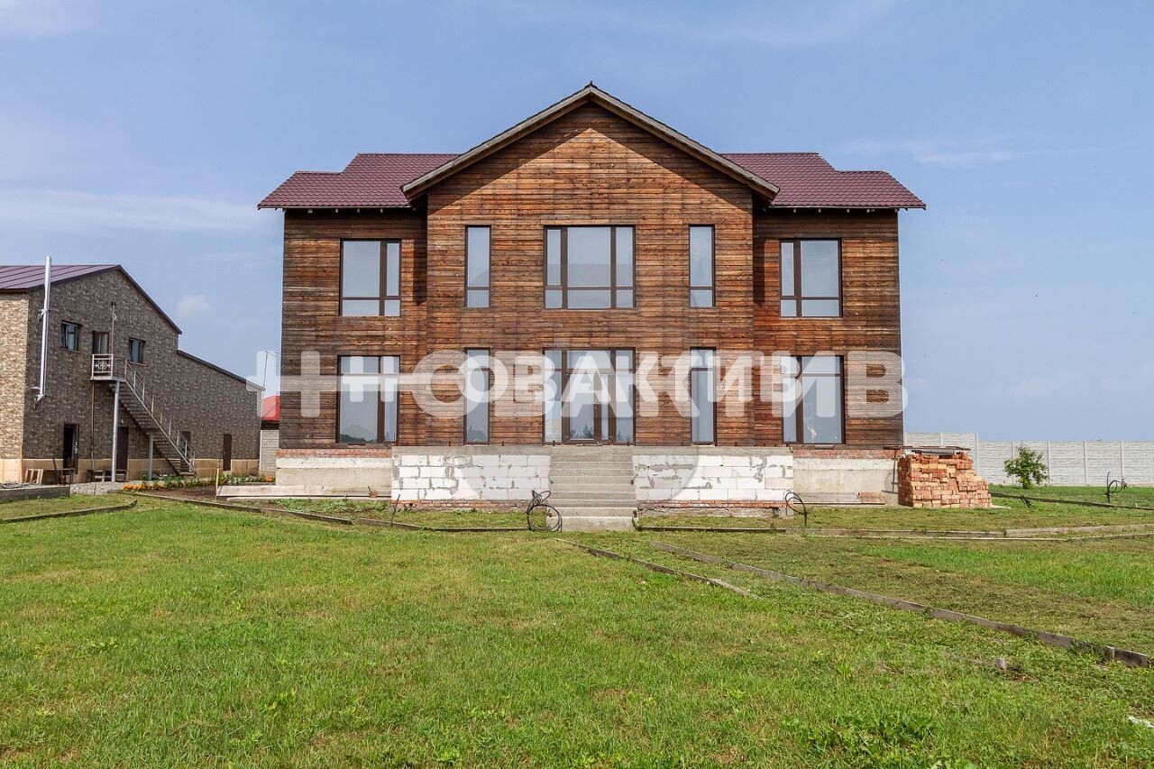 3-этажного Коттедж · 500 м² · 50.0сот.