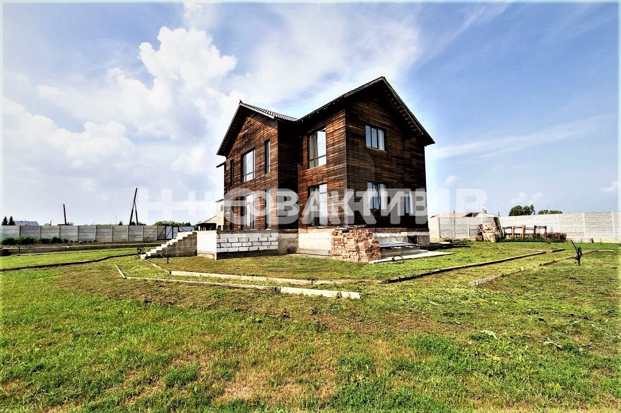 3-этажного Коттедж · 500 м² · 50.0сот.