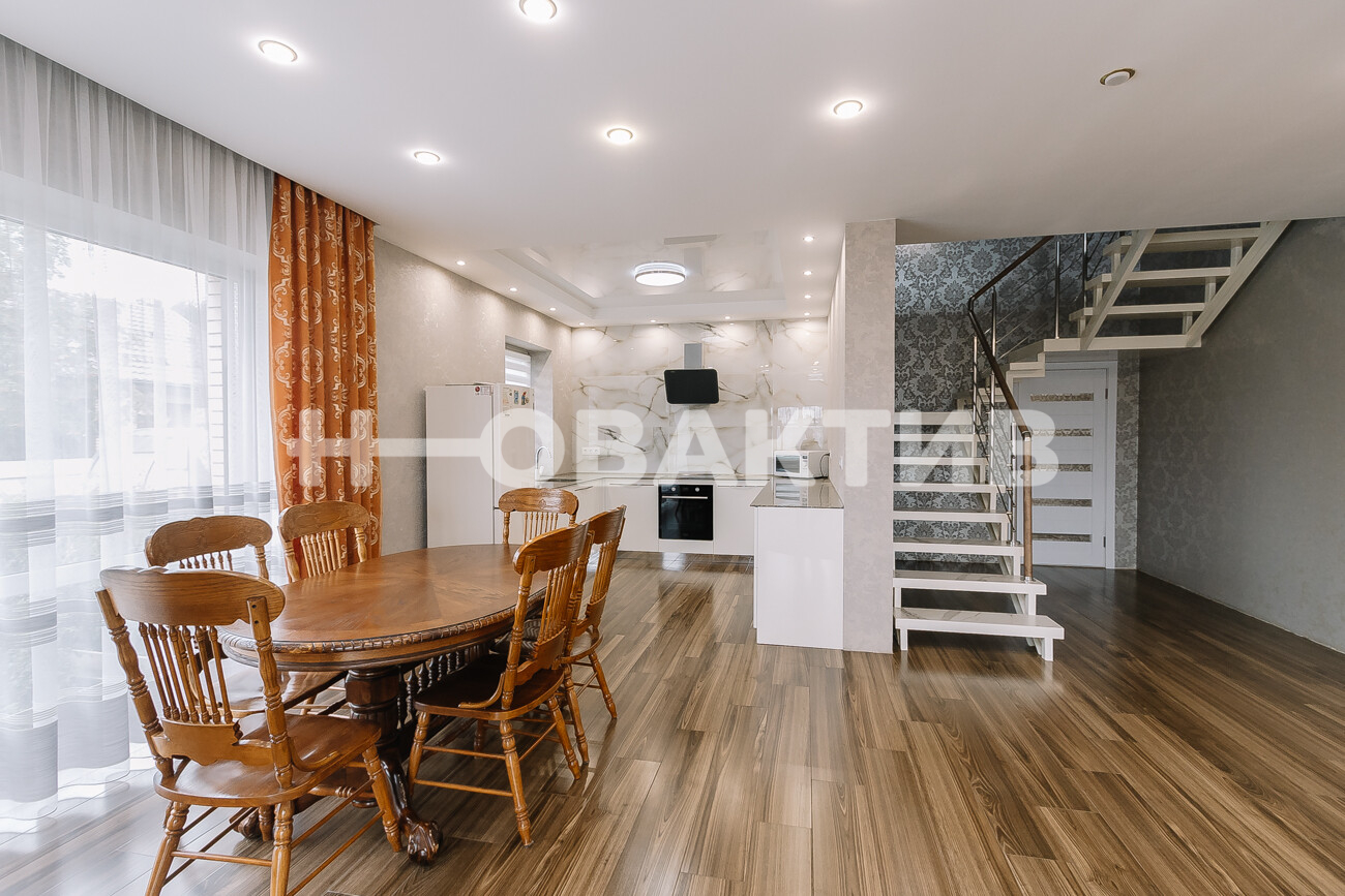 2-этажного Коттедж · 375 м² · 11.9сот.