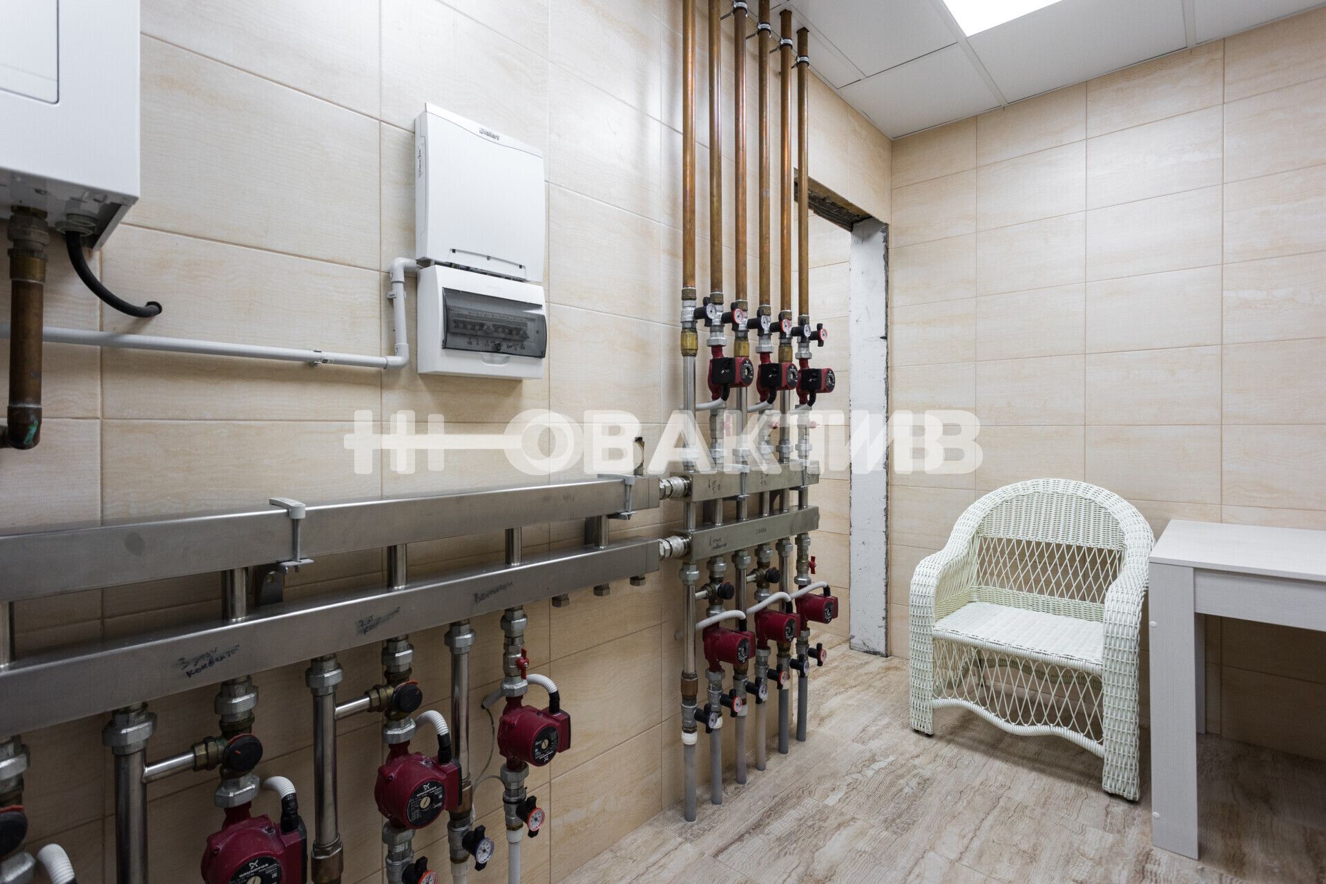3-этажного Дом · 400 м² · 10.0сот. — Изображение 37