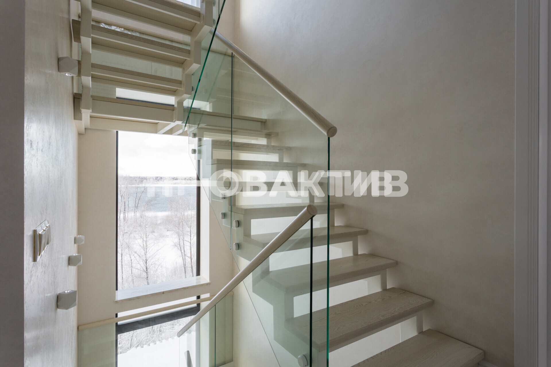 3-этажного Дом · 400 м² · 10.0сот. — Изображение 21
