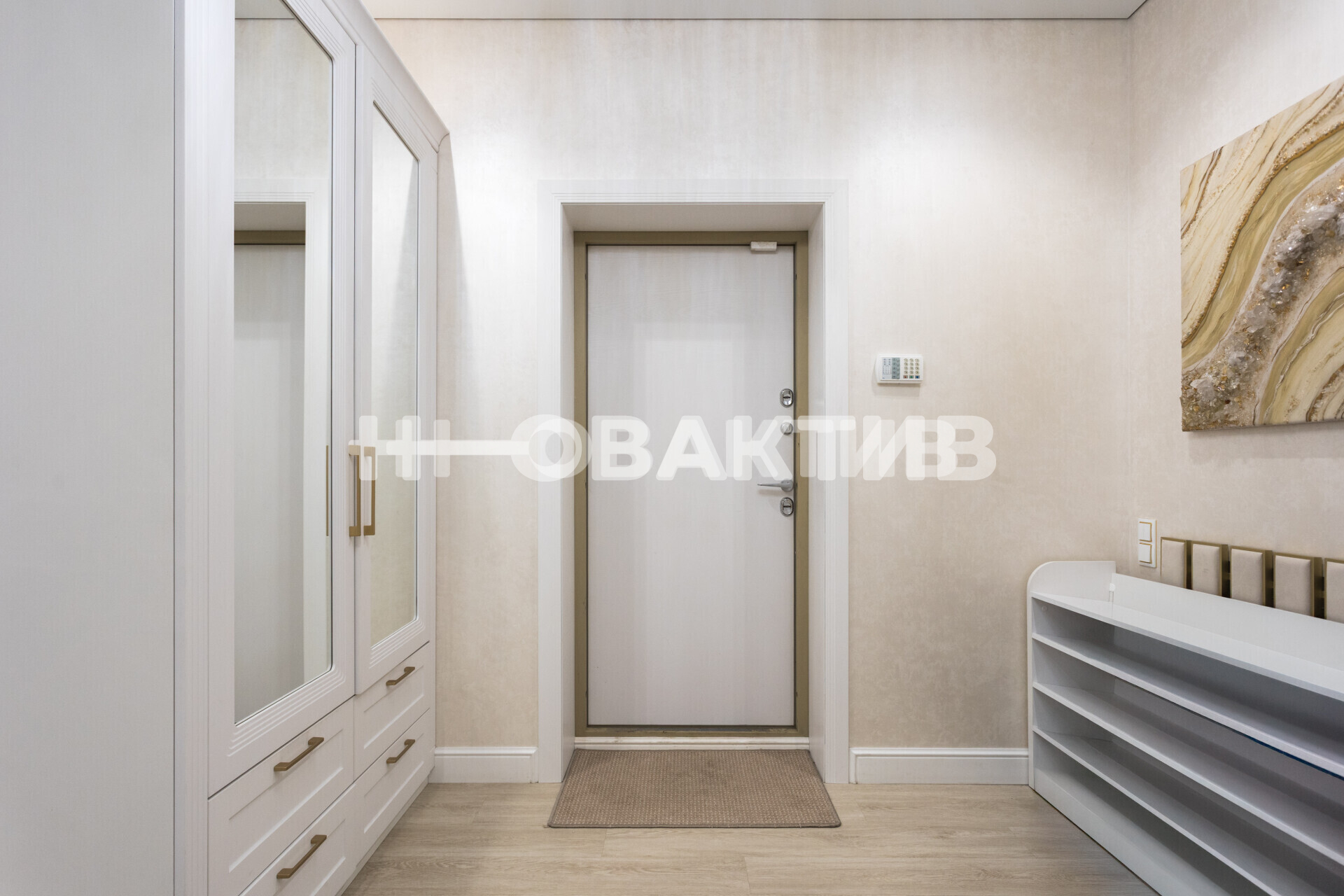 3-этажного Дом · 400 м² · 10.0сот. — Изображение 17