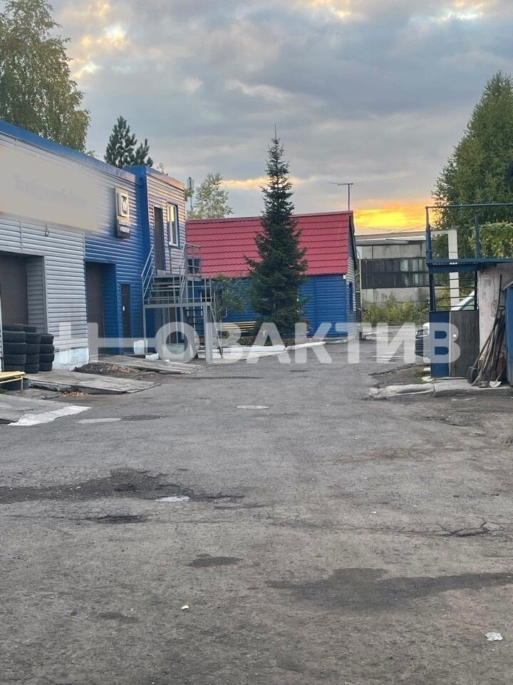 Склад · 929.7 м² · 1/1 этаж