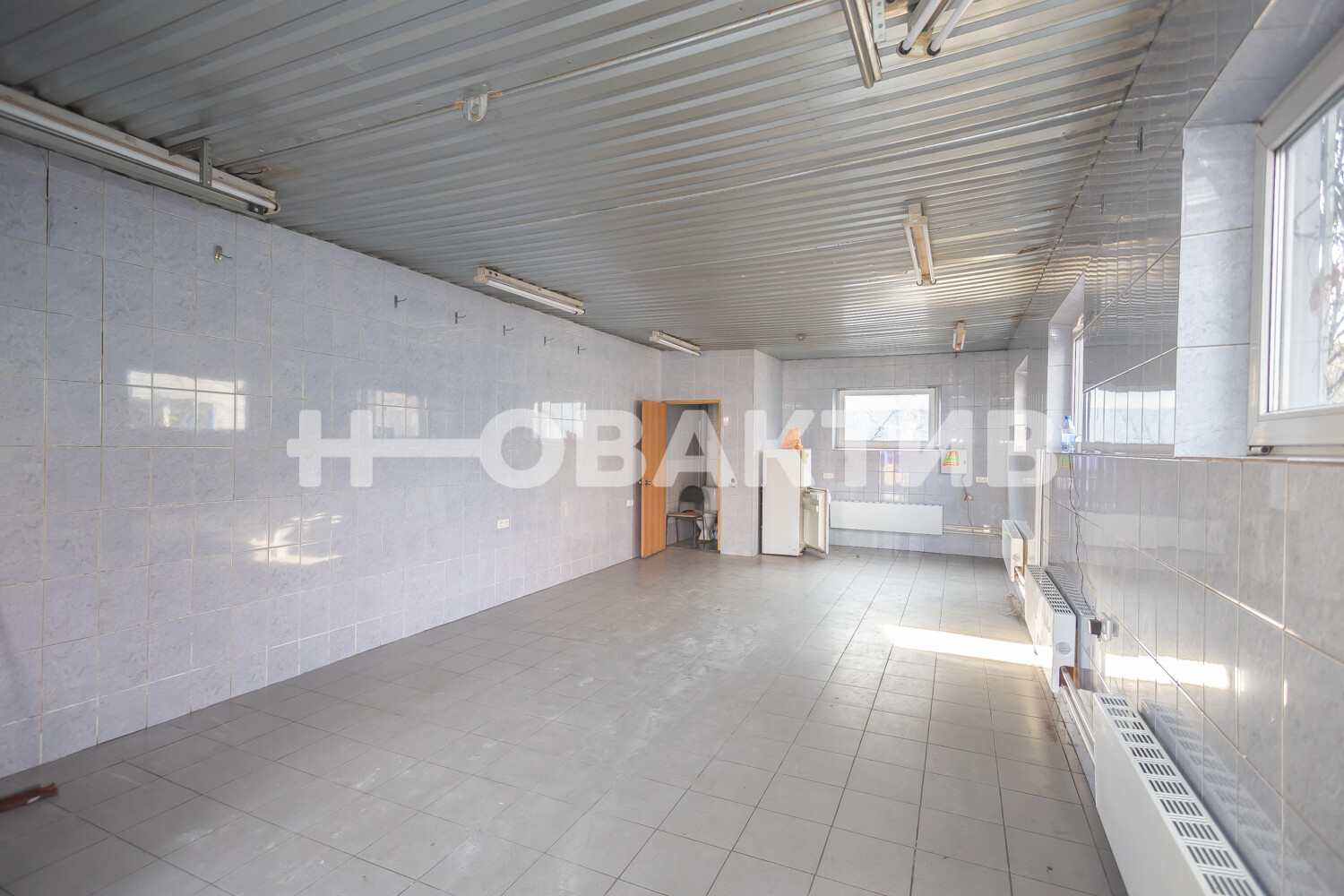 Склад · 929.7 м² · 1/1 этаж