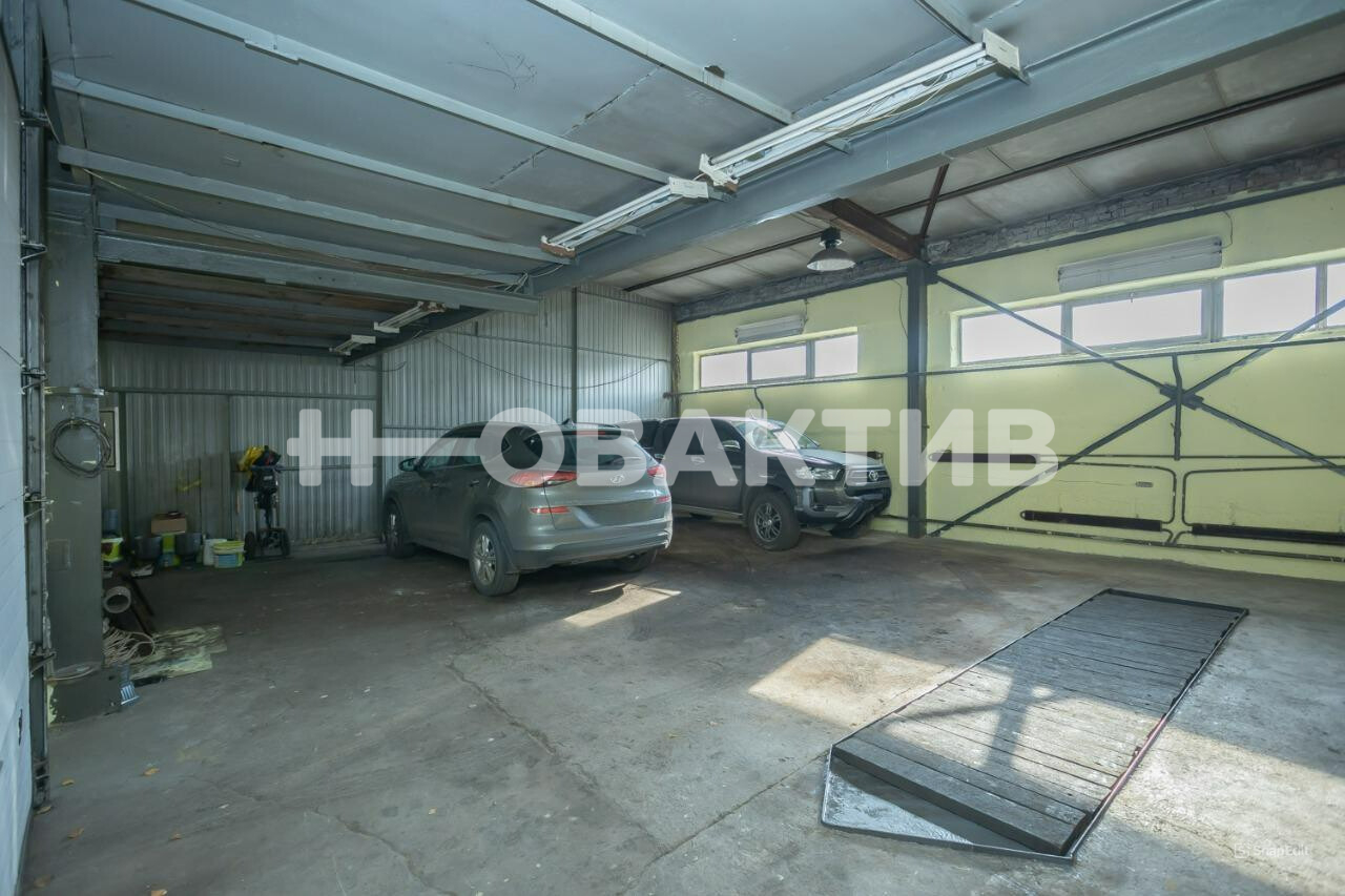 Склад · 929.7 м² · 1/1 этаж