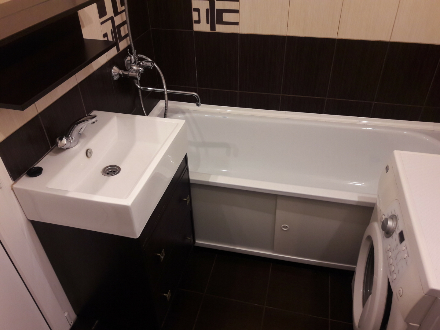 Продажа 2-комнатной квартиры, Волгоград, проспект им В.И.Ленина, дом 2А Продажа 2-комнатной квартиры, Волгоград, проспект им В.И.Ленина, дом 2А